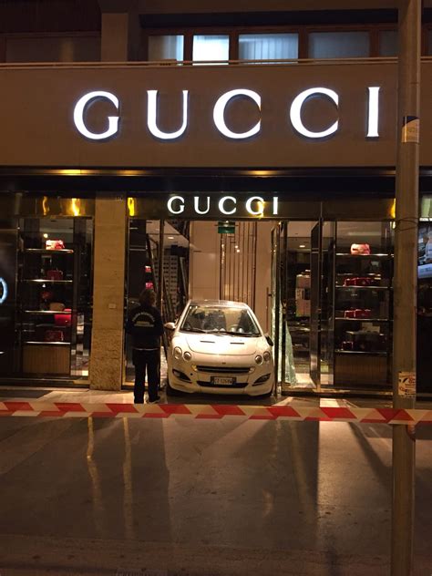 apertura gucci a palermo|negozio gucci.